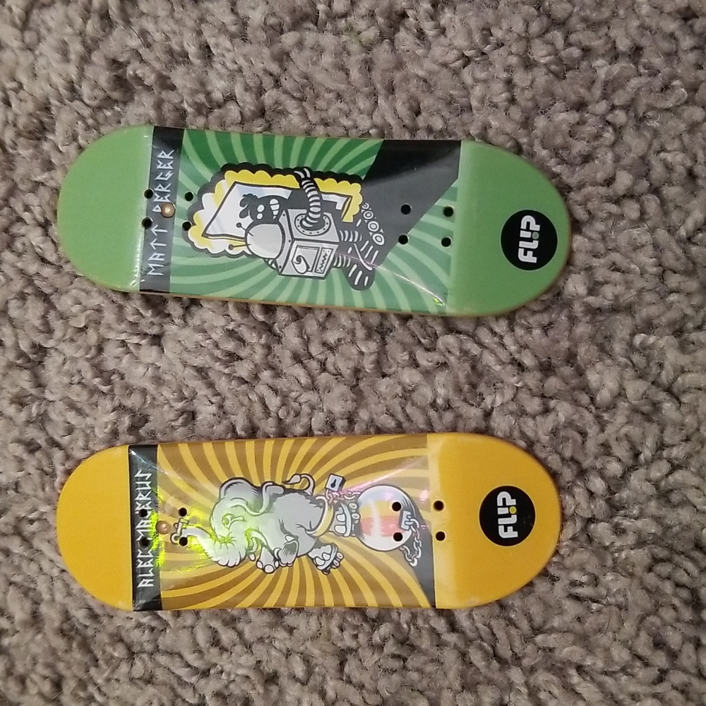 Tech decks - Picture 2 of 4